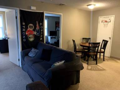 Main picture of 497 Broadway