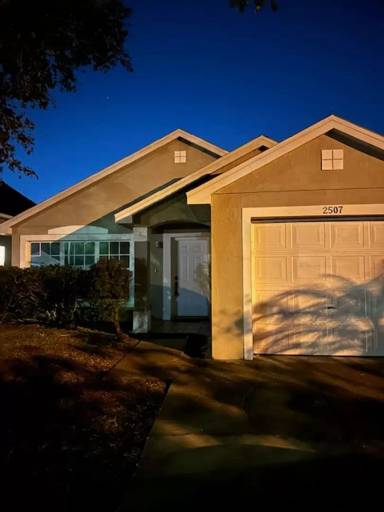Main picture of 2507 Woods Edge Cir