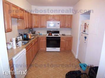 Main picture of 16 Royce Rd