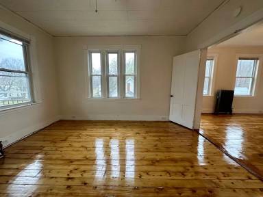 Main picture of 52 Ring St