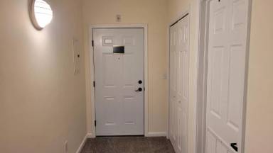 Main picture of 221 Glen St