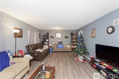 Main picture of 11704 - 11706 Beacon Ave