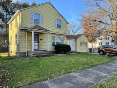 Main picture of 768 Seward Ave