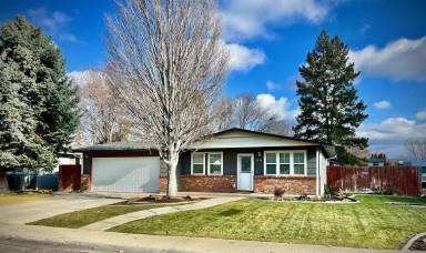 Main picture of 2856 N Manchester Pl