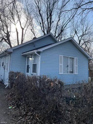 Main picture of 747 Neubert Ave