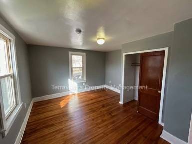 Main picture of 503 N Delaware St