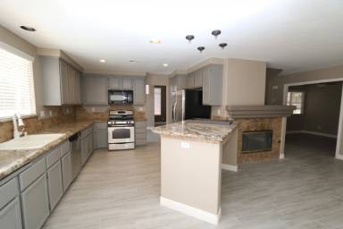 Main picture of 5680 Rainwood Dr