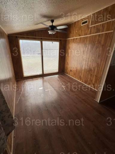 Main picture of 920 SE 6th St