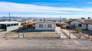 Main picture of 5642 S Rocky Rd