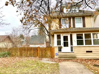 Main picture of 324 Huron St