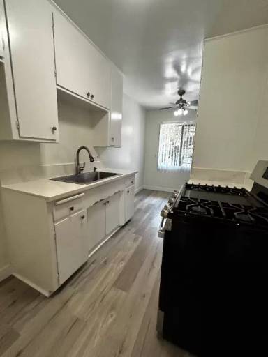 Main picture of 516 N Mar Vista Ave