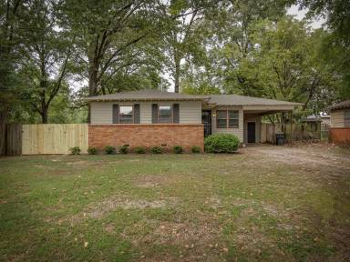 Main picture of 1642 Kilarney Ave