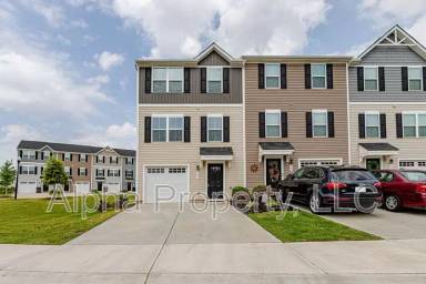 Main picture of 301 Parkridge Way