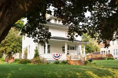 Main picture of 206 Davidson Ave