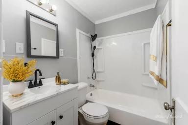 Main picture of 1078-1080 E 17th Ave