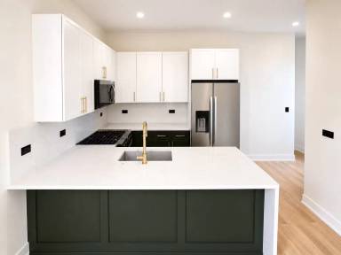 Main picture of 1416 N Maplewood Ave
