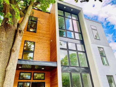 Main picture of 408 W Green St