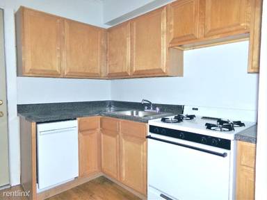 Main picture of 1422 W Farwell Ave