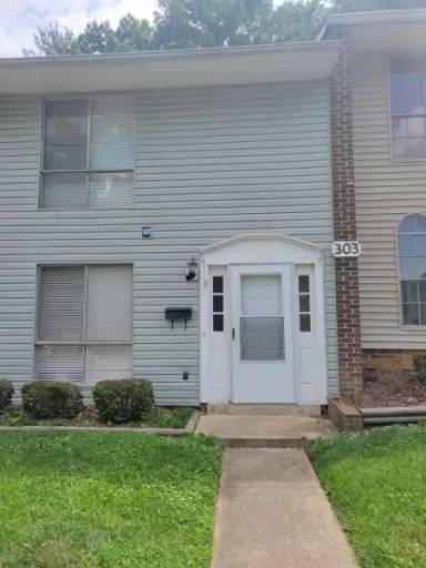 Main picture of 303 B East Montcastle Drive - B