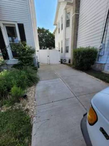 Main picture of 213 Montgomery Ave