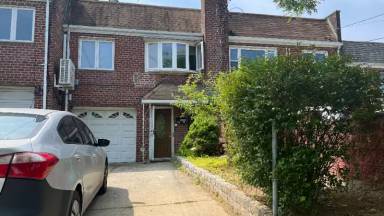 Main picture of 6558 Maurice Ave