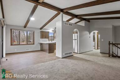 Main picture of 1419 S Shore Dr