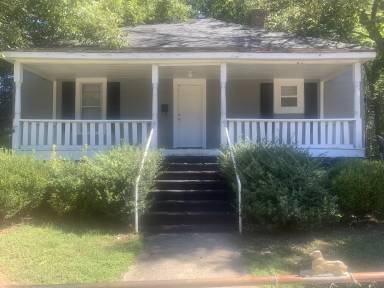 Main picture of 322 S Liberty St