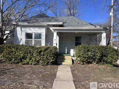 Main picture of 212 E 11th Ave