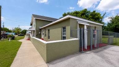 Main picture of 1049 Pippin St