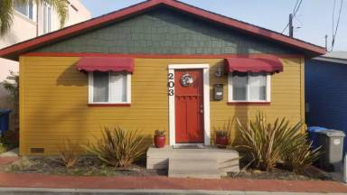 Main picture of 203 Boeker Ave