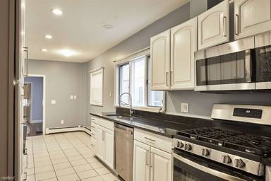 Main picture of 52 Mansfield St