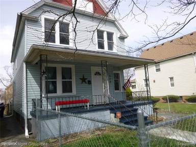 Main picture of 575 Melbourne St