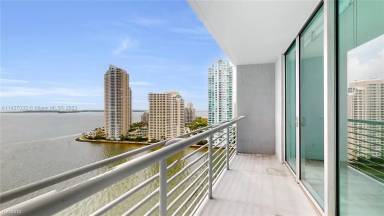 Main picture of One Miami west condo