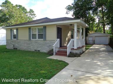 Main picture of 1381 Dakar St