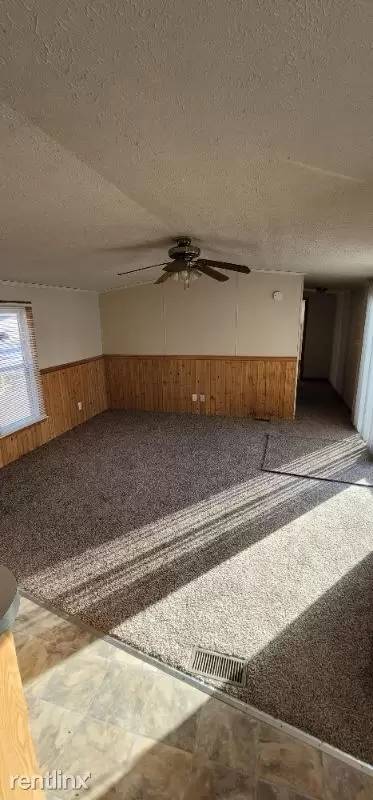 Main picture of 2095 N Sheeran Dr