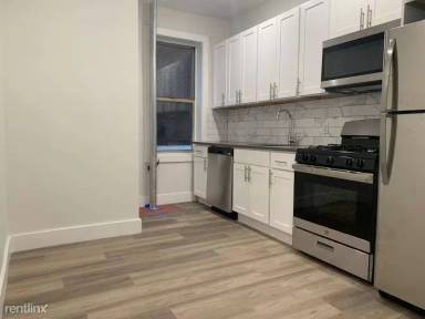 Main picture of 13 Gifford Ave