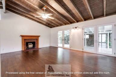 Main picture of 9752 Harle Ave