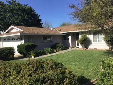 Main picture of 113 Dundee Ct