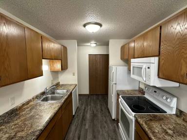 Main picture of 2863 20th Ave S
