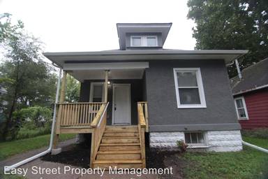 Main picture of 713 13th St