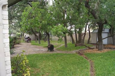Main picture of 8814 Brigadoon St