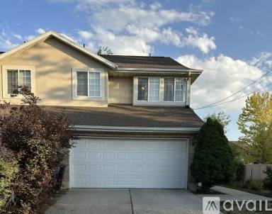 Main picture of 776 E Scott Ave