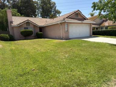 Main picture of 3032 Chablis Ave