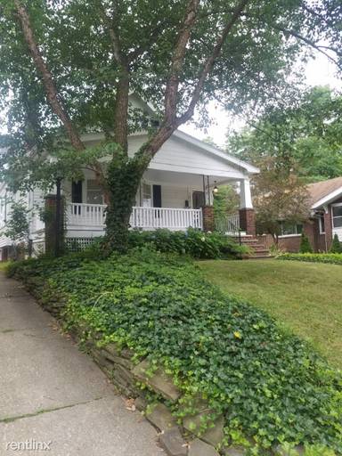 Main picture of 1507 Crest Rd