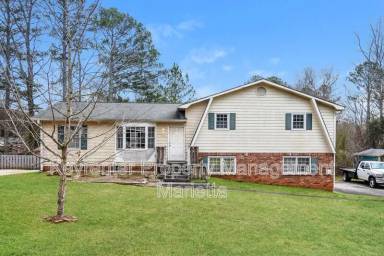 Main picture of 480 Debra Dr