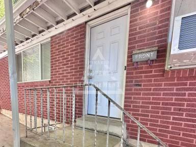 Main picture of 718 30th St