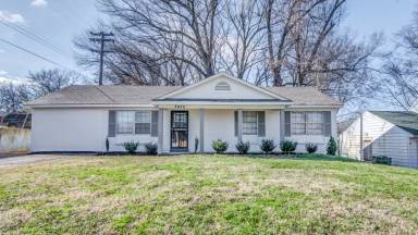 Main picture of 3955 Denver St