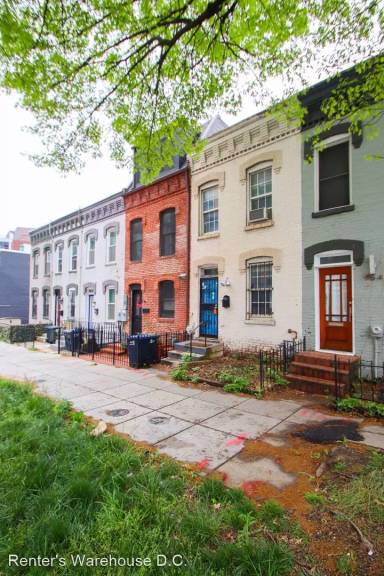 Main picture of 956 Florida Ave NW