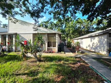Main picture of 1898 Crystal Grove Dr