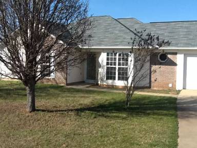 Main picture of 11 Whippoorwill Ln